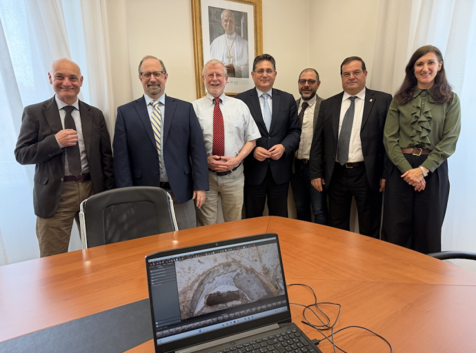 Los profesores de la Universidad de Villanova devuelven la visita a la delegación de la Dirección de Telecomunicaciones y Sistemas Informáticos