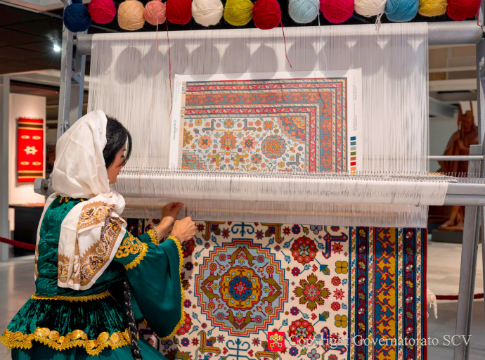 Un dialogue entre les religions, les cultures et les peuples